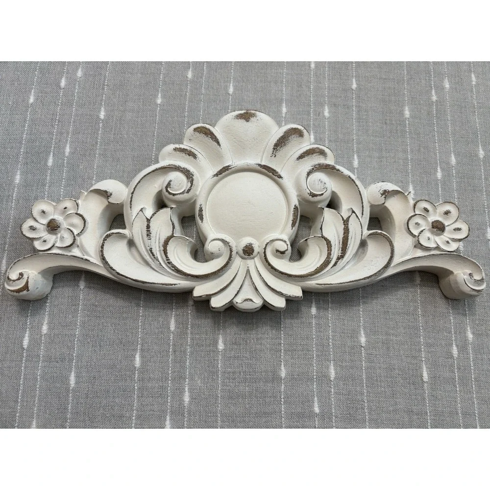 Weathered-look Shabby Chic Filigree White Wood Wall Decor Picture Topper EUC